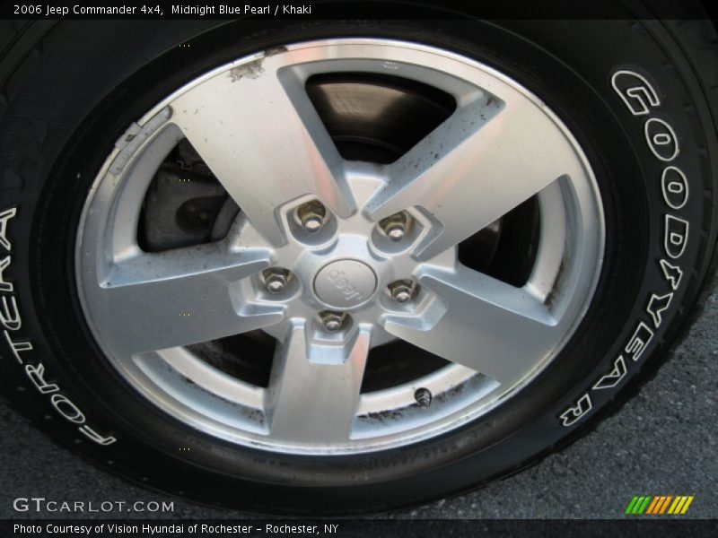 Midnight Blue Pearl / Khaki 2006 Jeep Commander 4x4