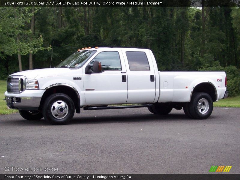 Oxford White / Medium Parchment 2004 Ford F350 Super Duty FX4 Crew Cab 4x4 Dually