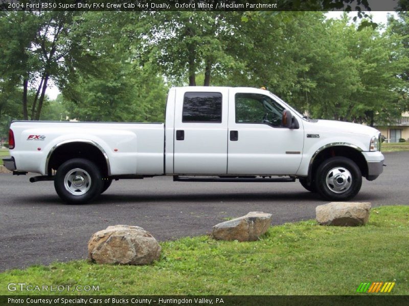 Oxford White / Medium Parchment 2004 Ford F350 Super Duty FX4 Crew Cab 4x4 Dually