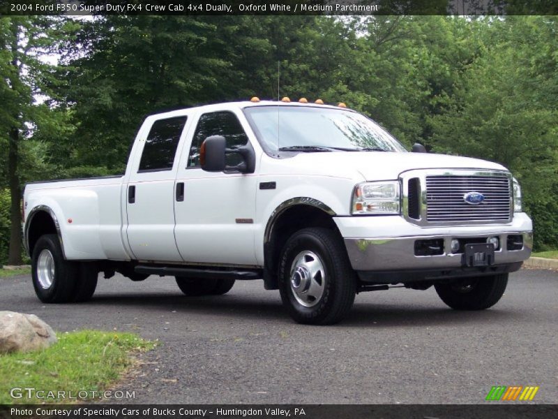 Oxford White / Medium Parchment 2004 Ford F350 Super Duty FX4 Crew Cab 4x4 Dually