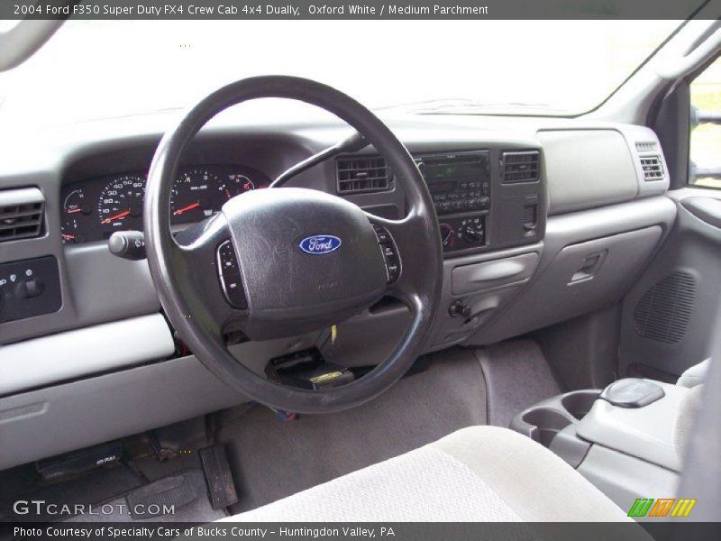 Oxford White / Medium Parchment 2004 Ford F350 Super Duty FX4 Crew Cab 4x4 Dually