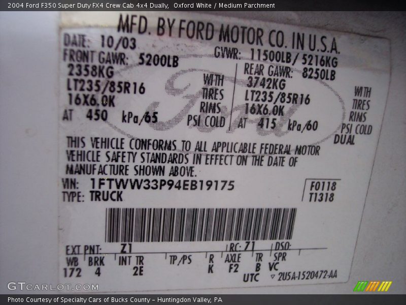 Oxford White / Medium Parchment 2004 Ford F350 Super Duty FX4 Crew Cab 4x4 Dually