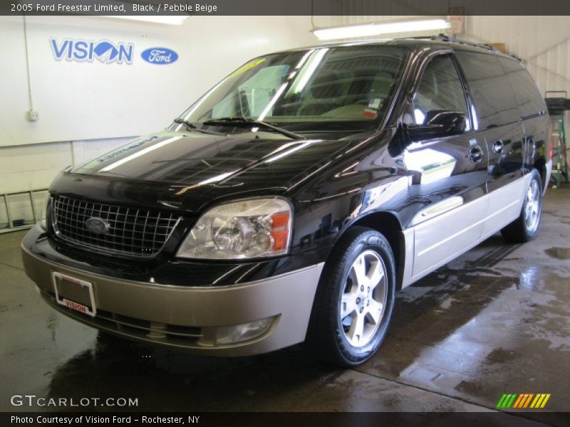 Black / Pebble Beige 2005 Ford Freestar Limited