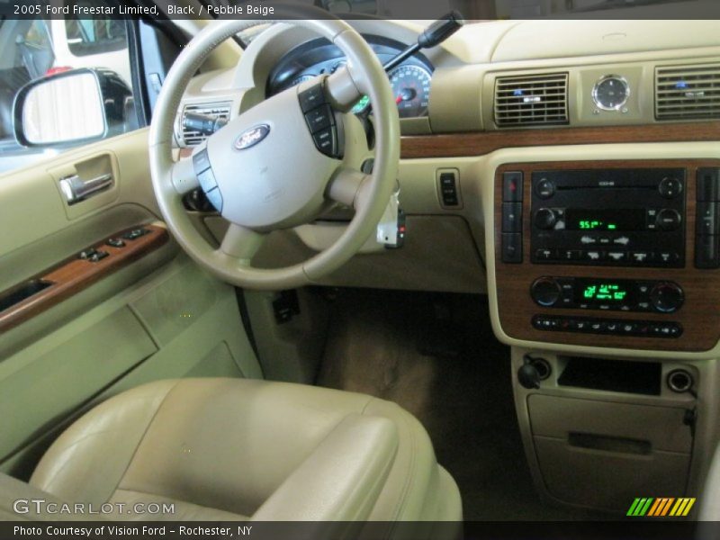 Black / Pebble Beige 2005 Ford Freestar Limited