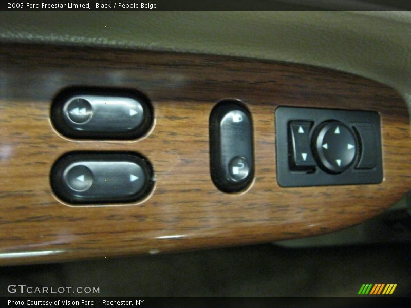 Black / Pebble Beige 2005 Ford Freestar Limited