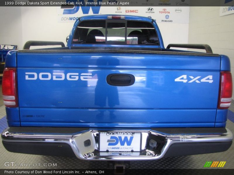 Intense Blue Pearl / Agate 1999 Dodge Dakota Sport Extended Cab 4x4