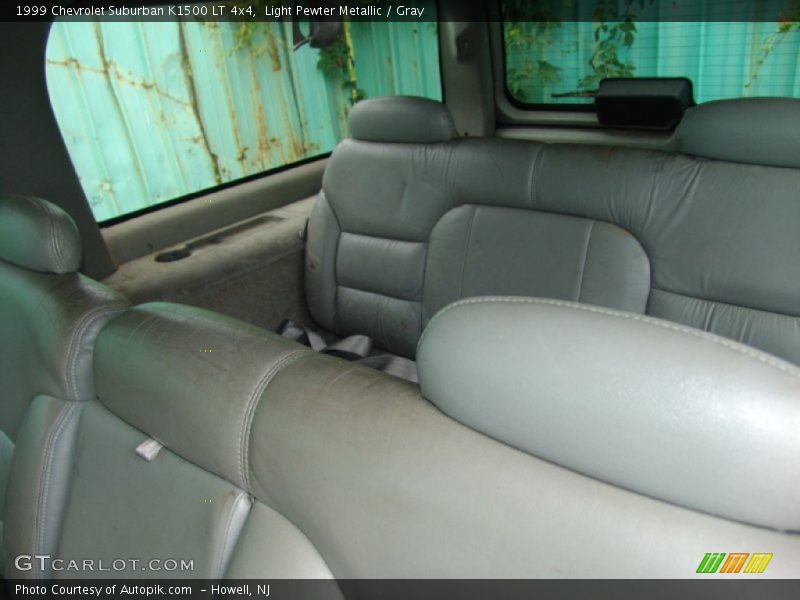 Light Pewter Metallic / Gray 1999 Chevrolet Suburban K1500 LT 4x4