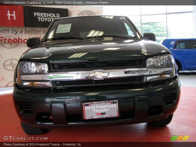 Dark Green Metallic / Medium Pewter 2004 Chevrolet TrailBlazer LS 4x4