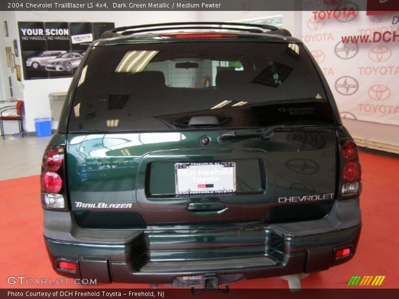 Dark Green Metallic / Medium Pewter 2004 Chevrolet TrailBlazer LS 4x4