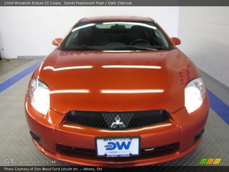 Sunset Pearlescent Pearl / Dark Charcoal 2009 Mitsubishi Eclipse GS Coupe