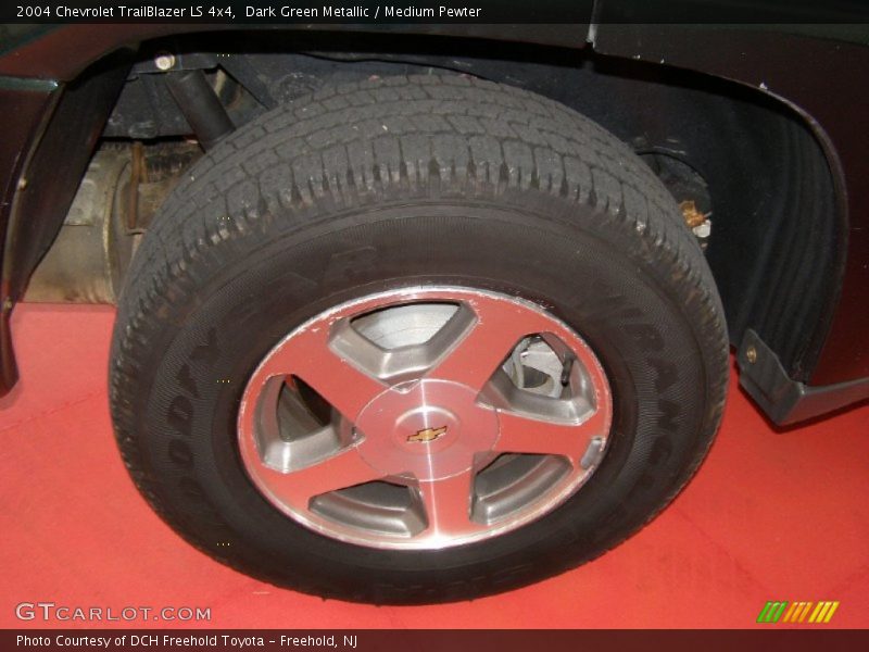 Dark Green Metallic / Medium Pewter 2004 Chevrolet TrailBlazer LS 4x4