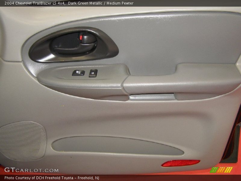 Dark Green Metallic / Medium Pewter 2004 Chevrolet TrailBlazer LS 4x4