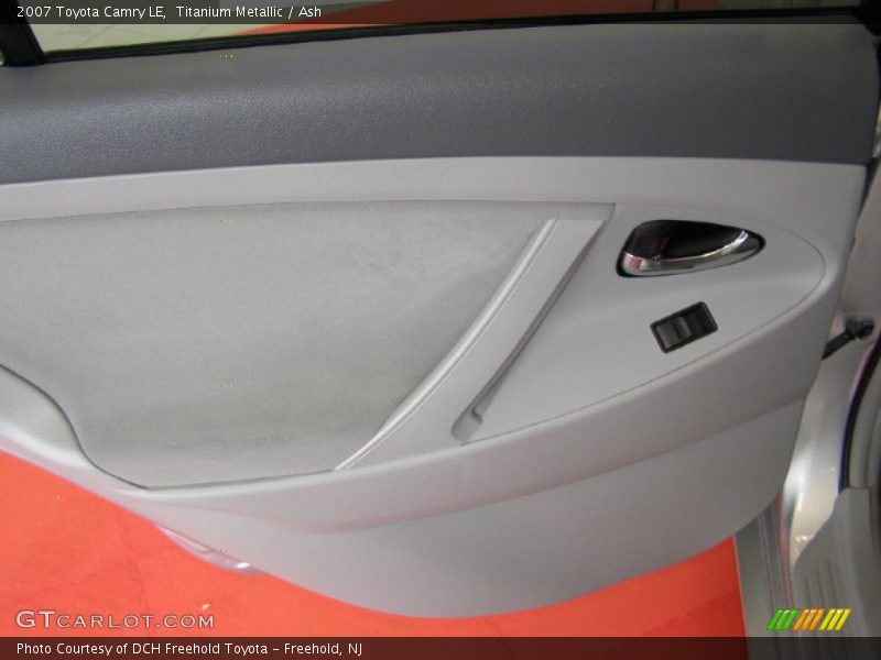 Titanium Metallic / Ash 2007 Toyota Camry LE