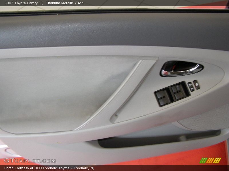 Titanium Metallic / Ash 2007 Toyota Camry LE