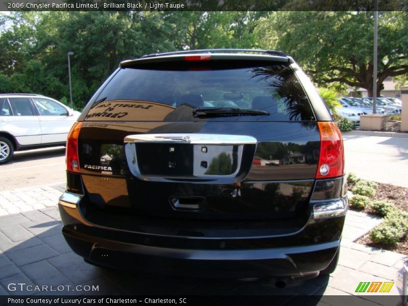 Brilliant Black / Light Taupe 2006 Chrysler Pacifica Limited
