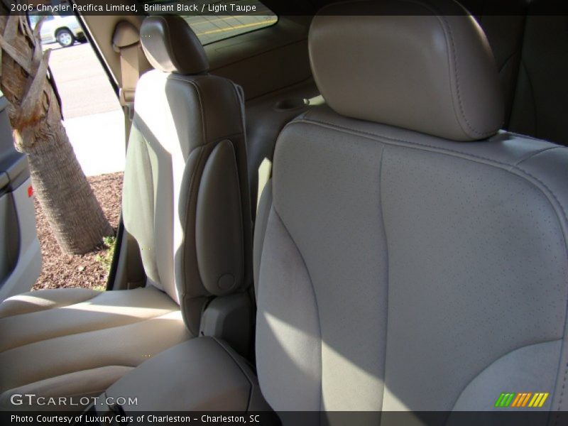Brilliant Black / Light Taupe 2006 Chrysler Pacifica Limited