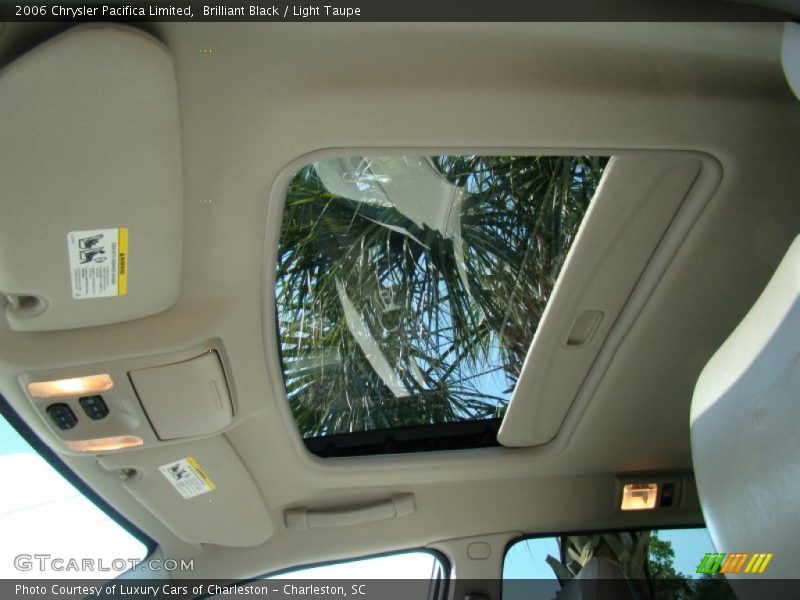 Sunroof of 2006 Pacifica Limited