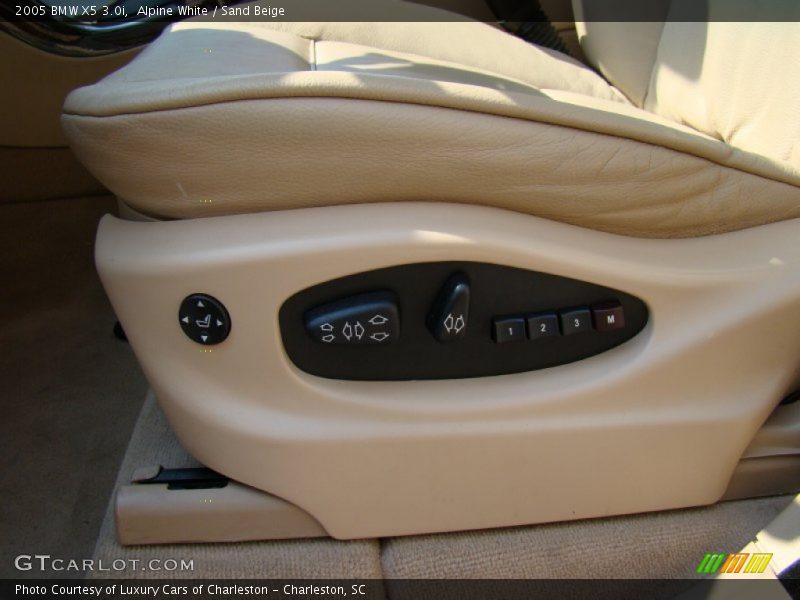 Alpine White / Sand Beige 2005 BMW X5 3.0i