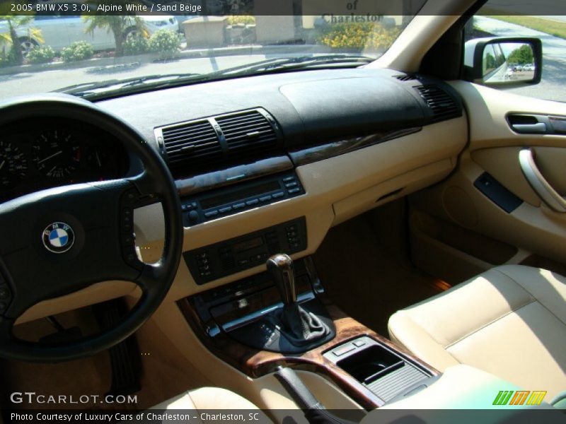 Alpine White / Sand Beige 2005 BMW X5 3.0i