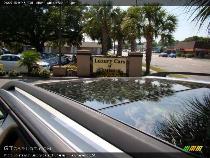 Alpine White / Sand Beige 2005 BMW X5 3.0i