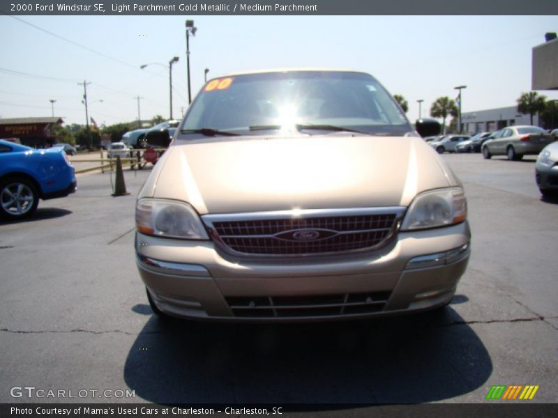 Light Parchment Gold Metallic / Medium Parchment 2000 Ford Windstar SE