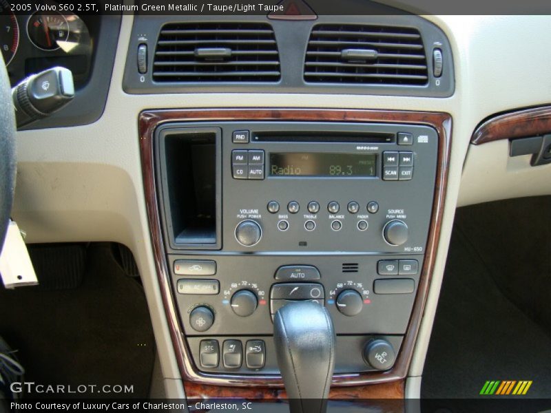 Controls of 2005 S60 2.5T