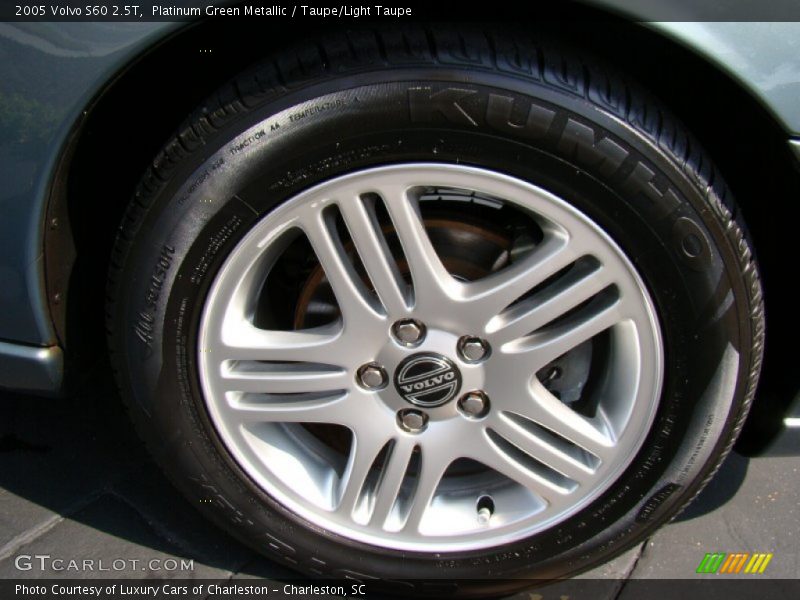 Platinum Green Metallic / Taupe/Light Taupe 2005 Volvo S60 2.5T