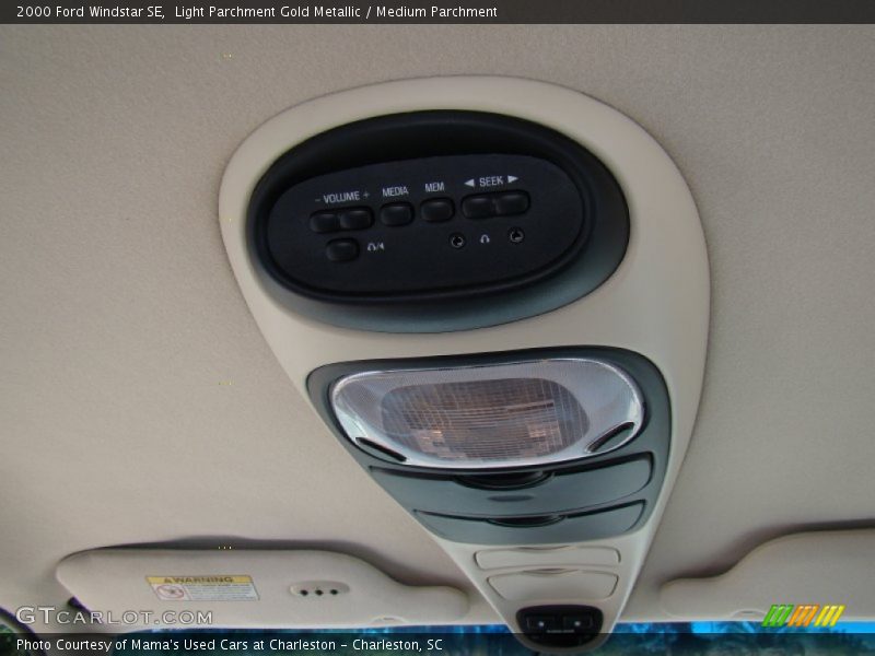 Light Parchment Gold Metallic / Medium Parchment 2000 Ford Windstar SE