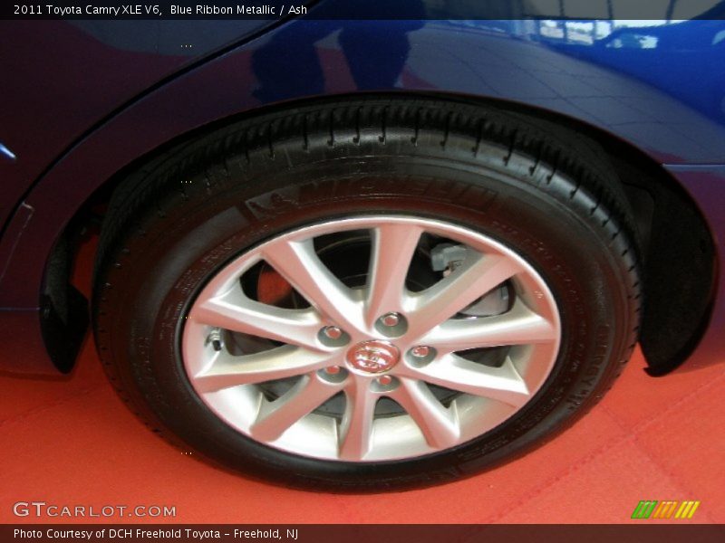 Blue Ribbon Metallic / Ash 2011 Toyota Camry XLE V6