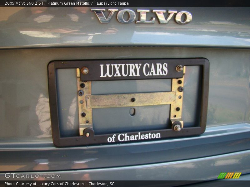 Platinum Green Metallic / Taupe/Light Taupe 2005 Volvo S60 2.5T
