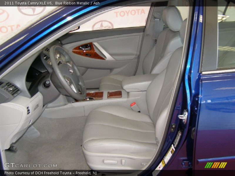 Blue Ribbon Metallic / Ash 2011 Toyota Camry XLE V6