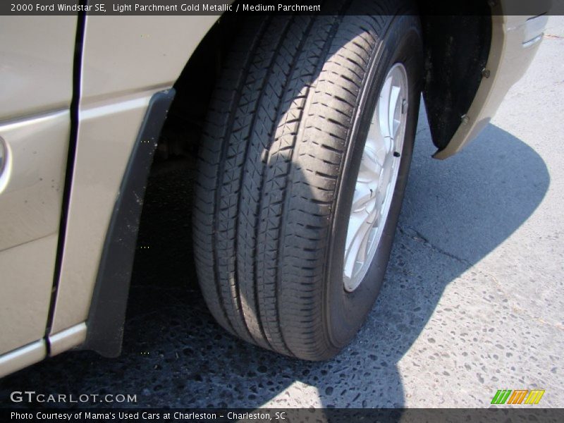 Light Parchment Gold Metallic / Medium Parchment 2000 Ford Windstar SE