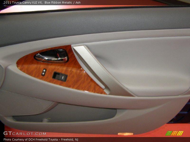 Blue Ribbon Metallic / Ash 2011 Toyota Camry XLE V6