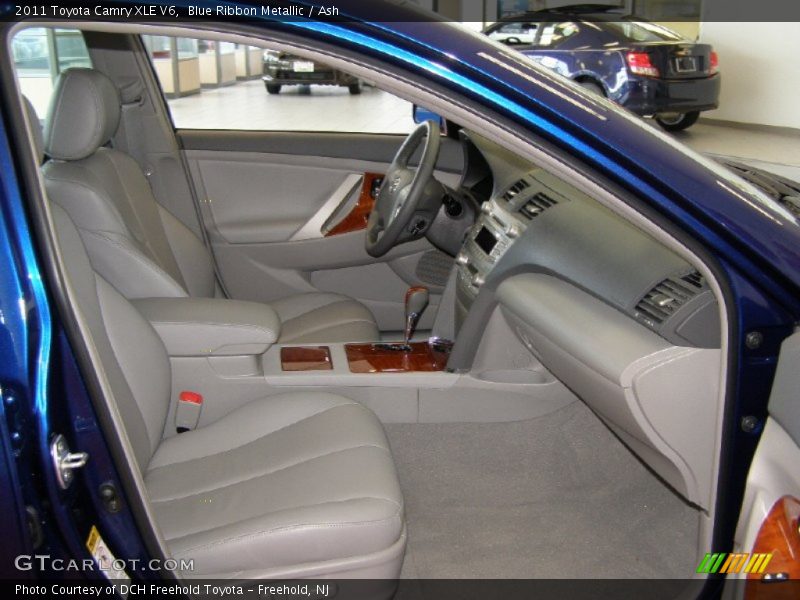 Blue Ribbon Metallic / Ash 2011 Toyota Camry XLE V6