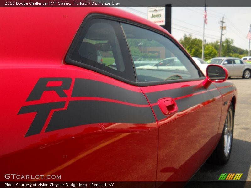TorRed / Dark Slate Gray 2010 Dodge Challenger R/T Classic
