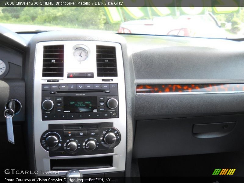 Bright Silver Metallic / Dark Slate Gray 2008 Chrysler 300 C HEMI