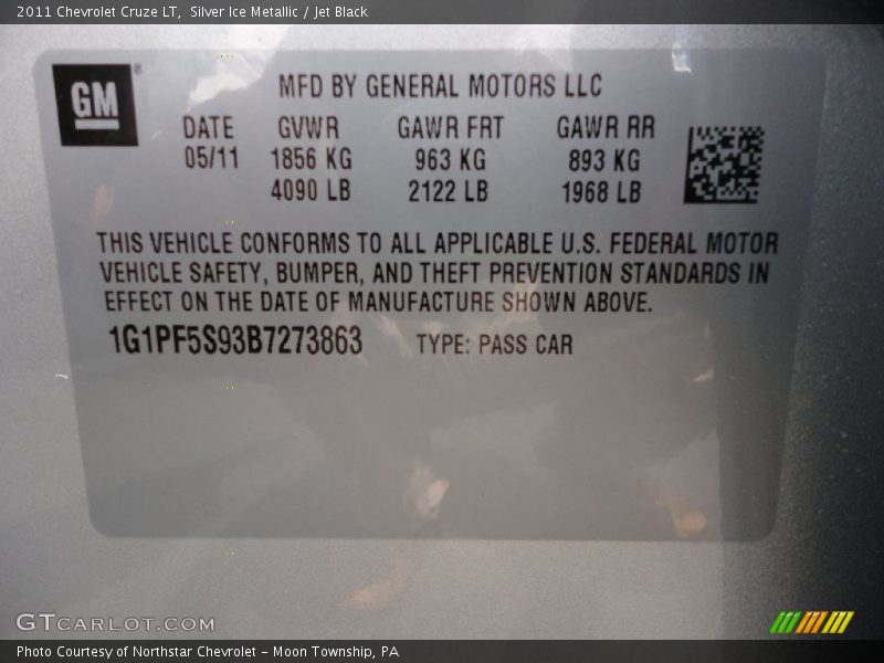 Silver Ice Metallic / Jet Black 2011 Chevrolet Cruze LT