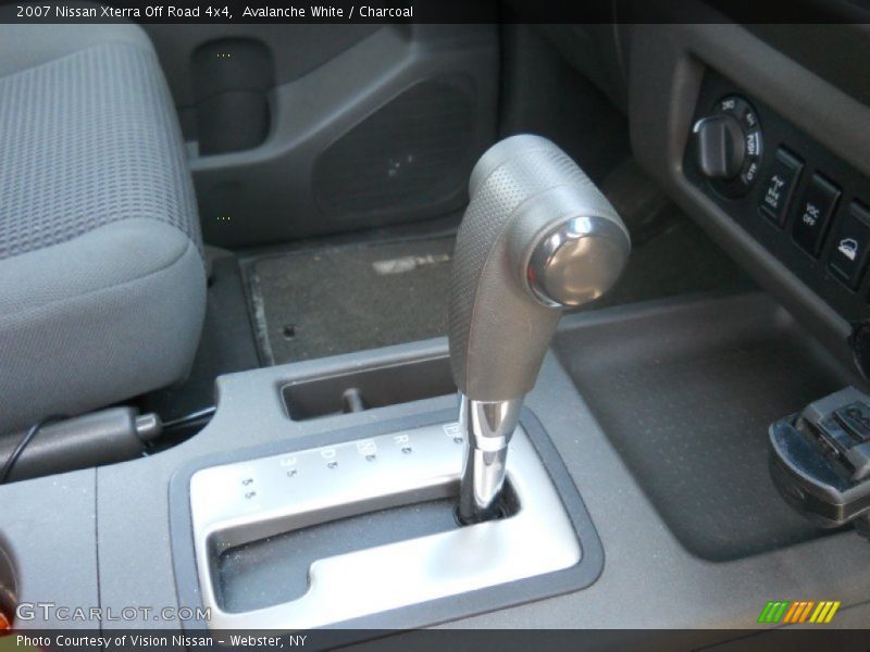 Avalanche White / Charcoal 2007 Nissan Xterra Off Road 4x4