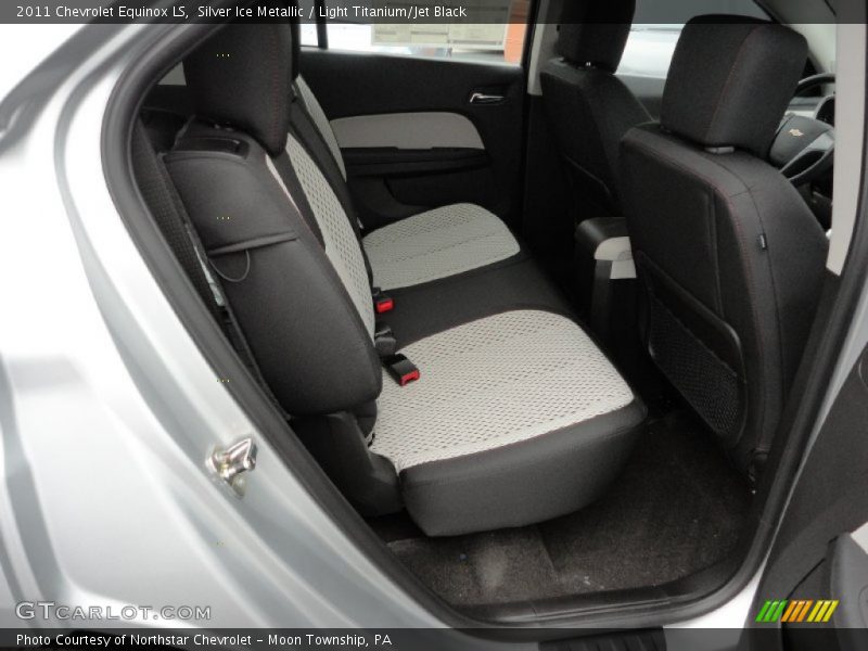 Silver Ice Metallic / Light Titanium/Jet Black 2011 Chevrolet Equinox LS