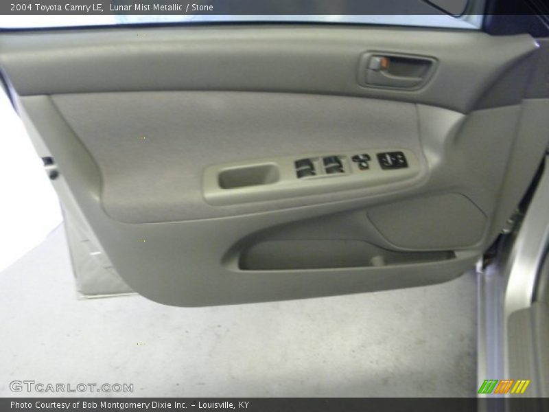 Lunar Mist Metallic / Stone 2004 Toyota Camry LE