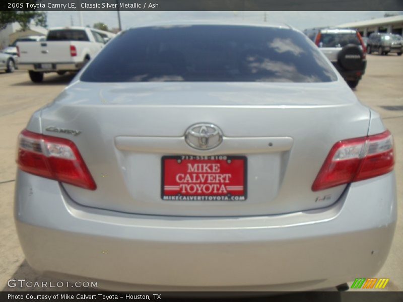 Classic Silver Metallic / Ash 2009 Toyota Camry LE