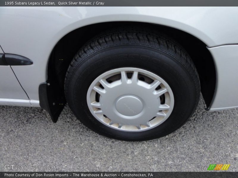 Quick Silver Metallic / Gray 1995 Subaru Legacy L Sedan