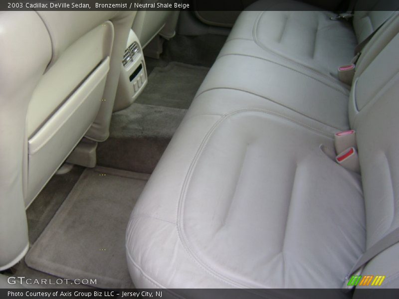 Bronzemist / Neutral Shale Beige 2003 Cadillac DeVille Sedan