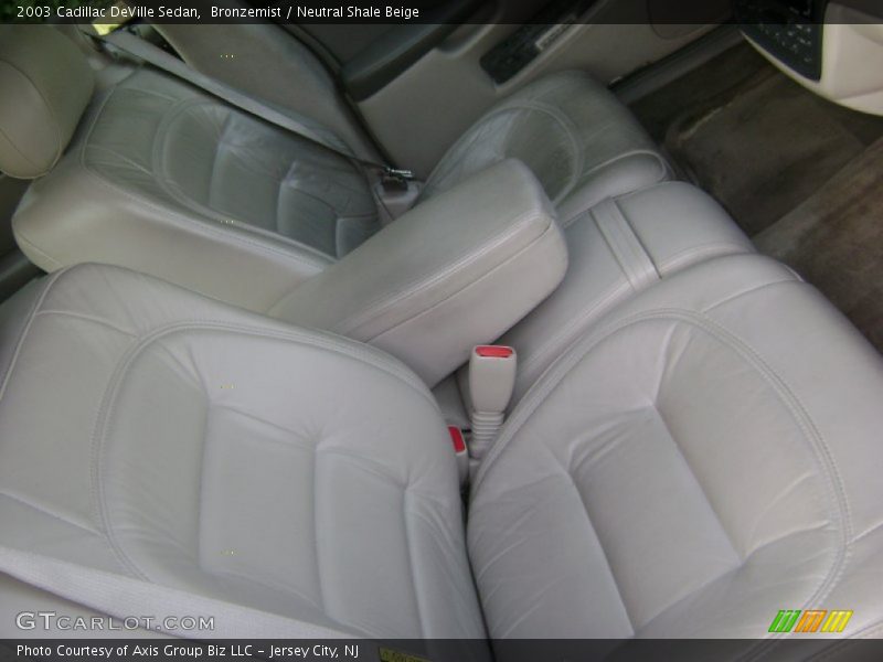 Bronzemist / Neutral Shale Beige 2003 Cadillac DeVille Sedan