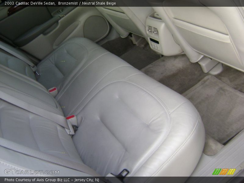 Bronzemist / Neutral Shale Beige 2003 Cadillac DeVille Sedan