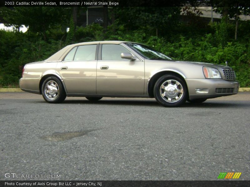 Bronzemist / Neutral Shale Beige 2003 Cadillac DeVille Sedan