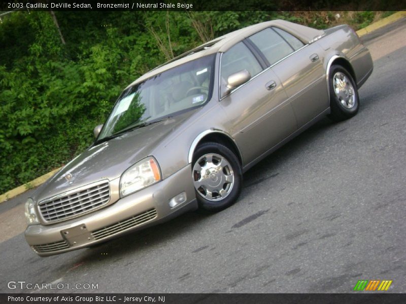 Bronzemist / Neutral Shale Beige 2003 Cadillac DeVille Sedan