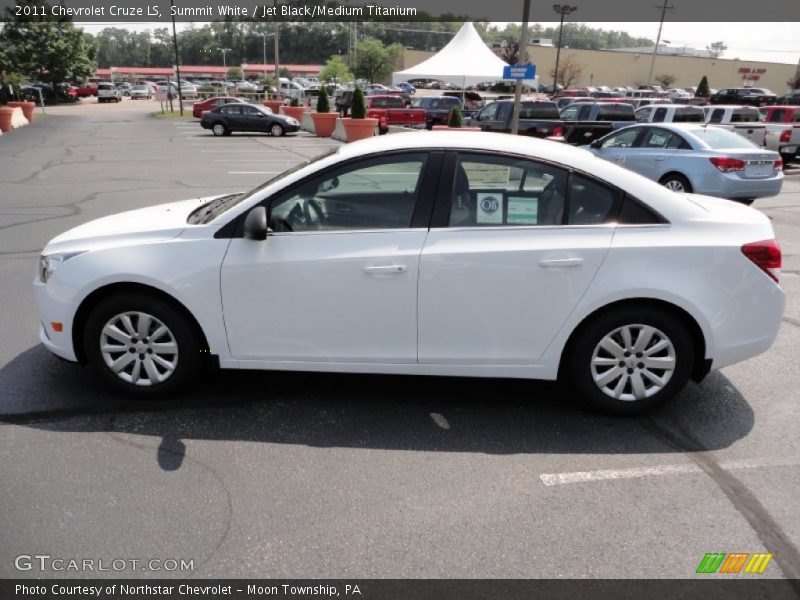 Summit White / Jet Black/Medium Titanium 2011 Chevrolet Cruze LS