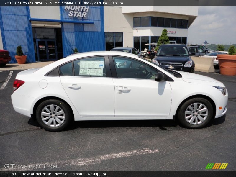 Summit White / Jet Black/Medium Titanium 2011 Chevrolet Cruze LS