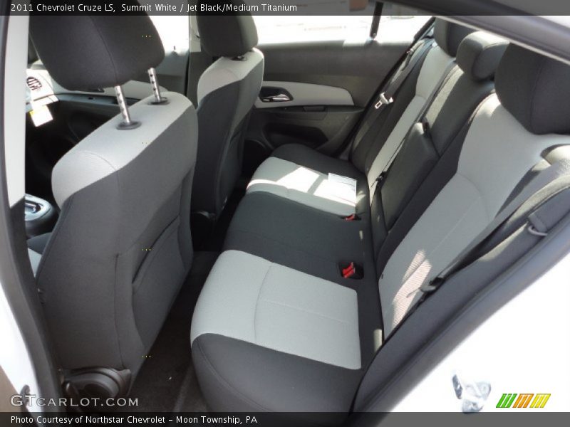 Summit White / Jet Black/Medium Titanium 2011 Chevrolet Cruze LS